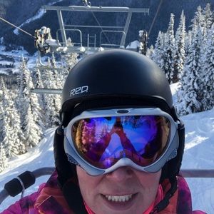 Meet your Posher, Anne